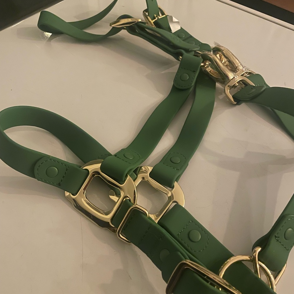 iDoggos Waterproof Horse Halter
FULL - Picture 6 of 6